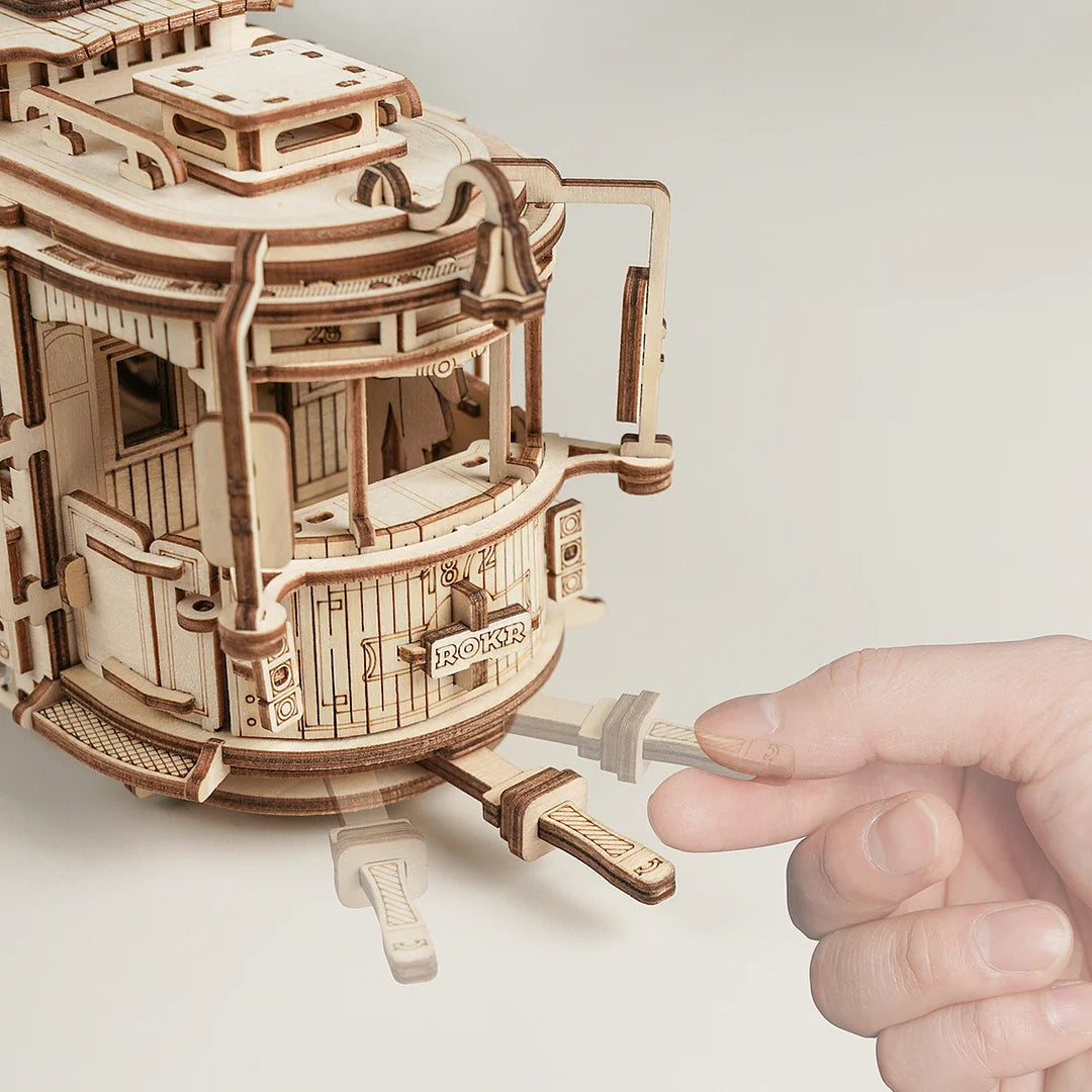 Tramway vintage 3D en bois