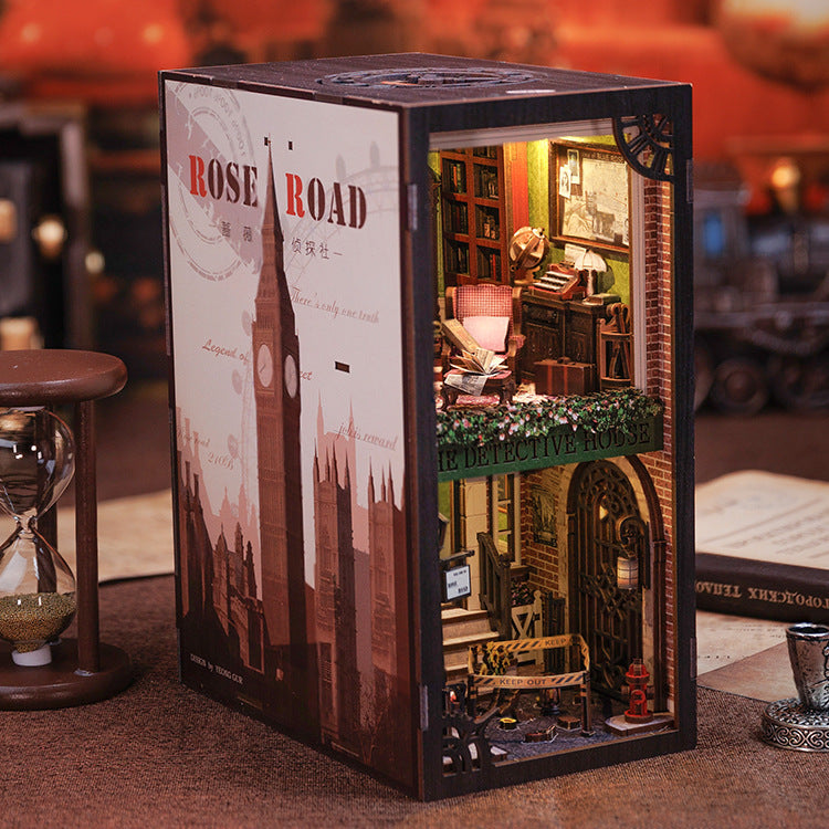 Book Nook Détective 3D en Bois